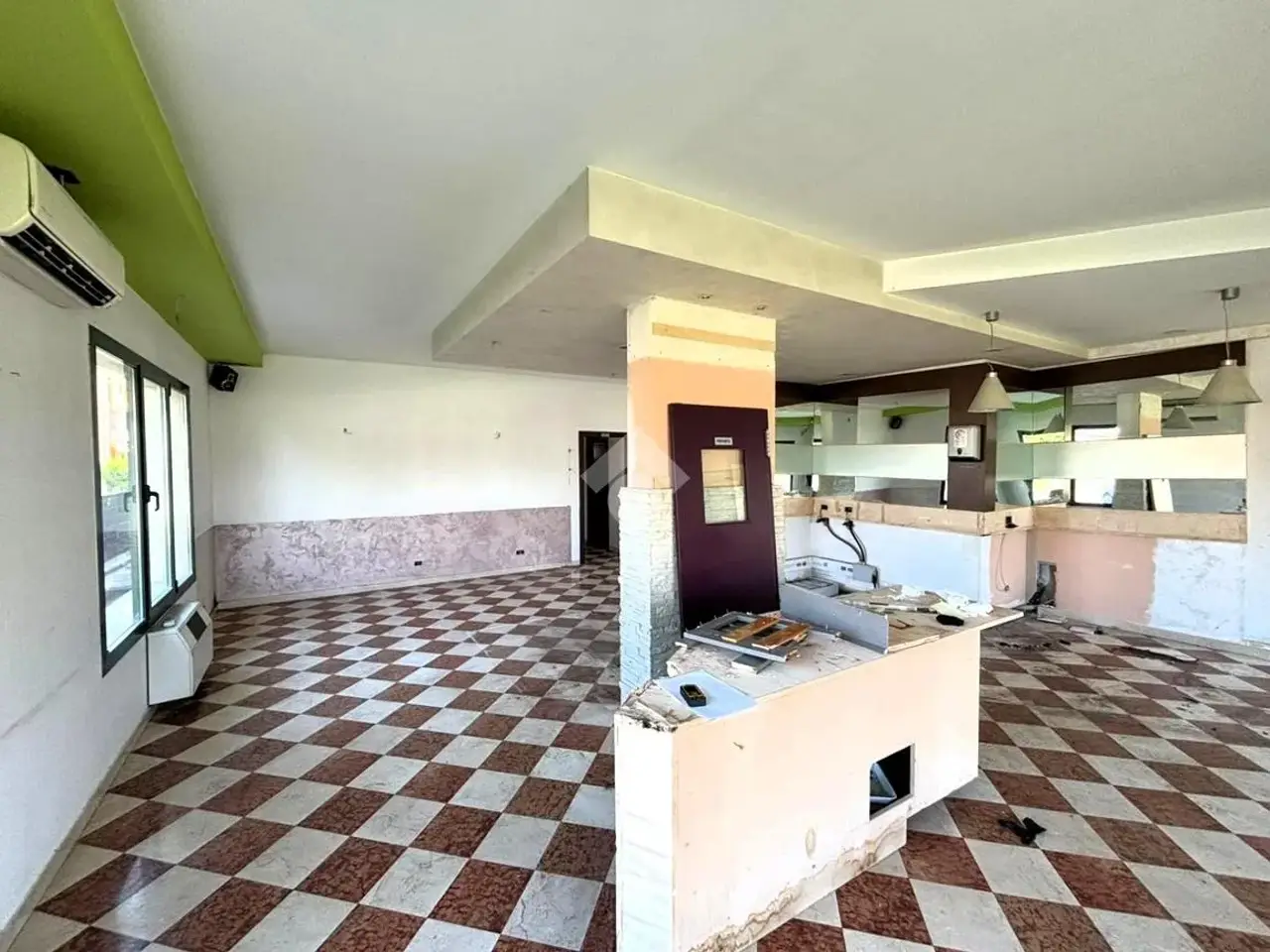 Negozio in Via Alessandro Volta, Ponzano Veneto, {3} - Foto 1