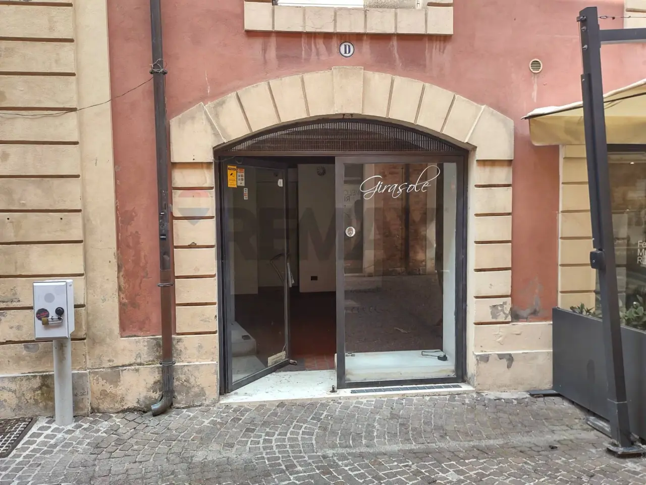 Negozio in Corso d'Augusto 181, Rimini, {3} - Foto 1