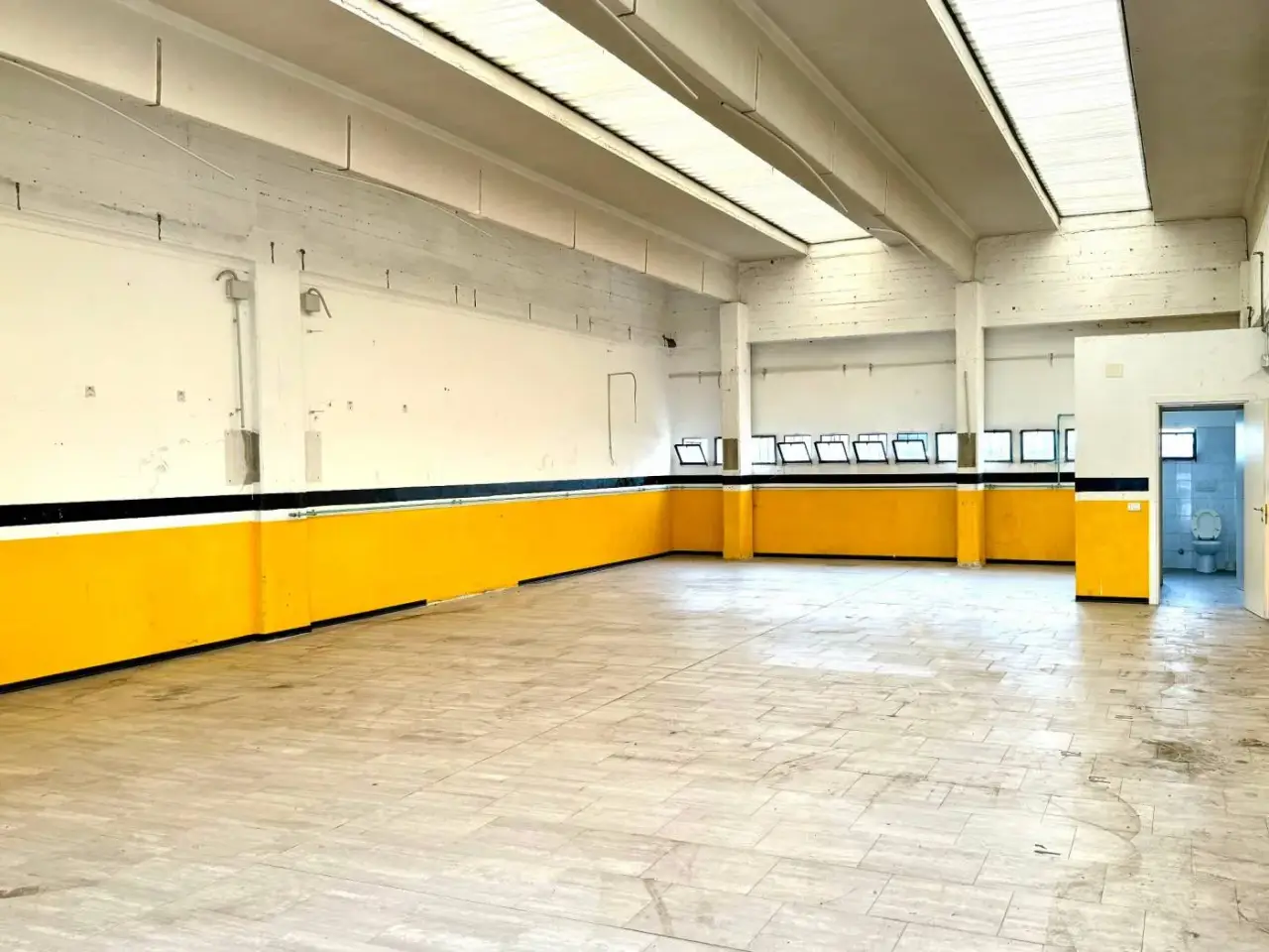 Capannone in Via Torino 31, Cernusco Sul Naviglio, {3} - Foto 1