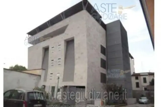 insertion image