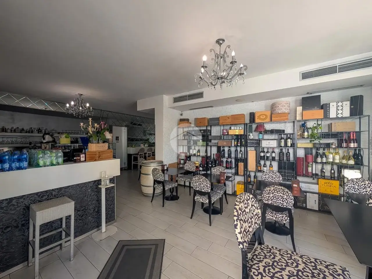 Negozio in Via Chiassi 31, Castiglione Delle Stiviere, {3} - Foto 2
