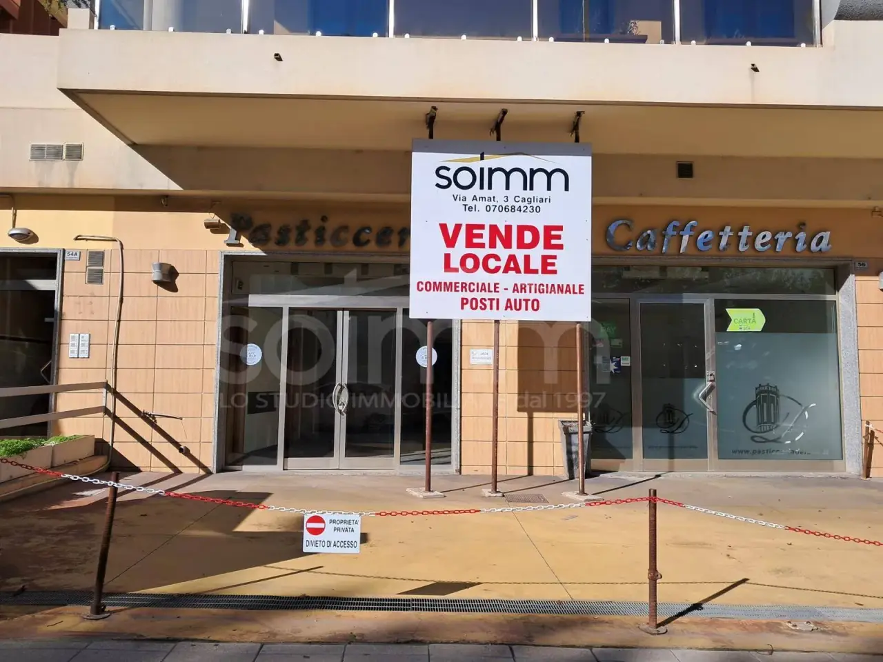 Negozio in Viale Marconi 54, Cagliari, {3} - Foto 1