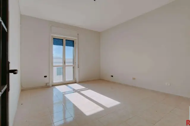 4-room flat in Via Pierantoni 38, Santa Maria Capua Vetere - Photo 1