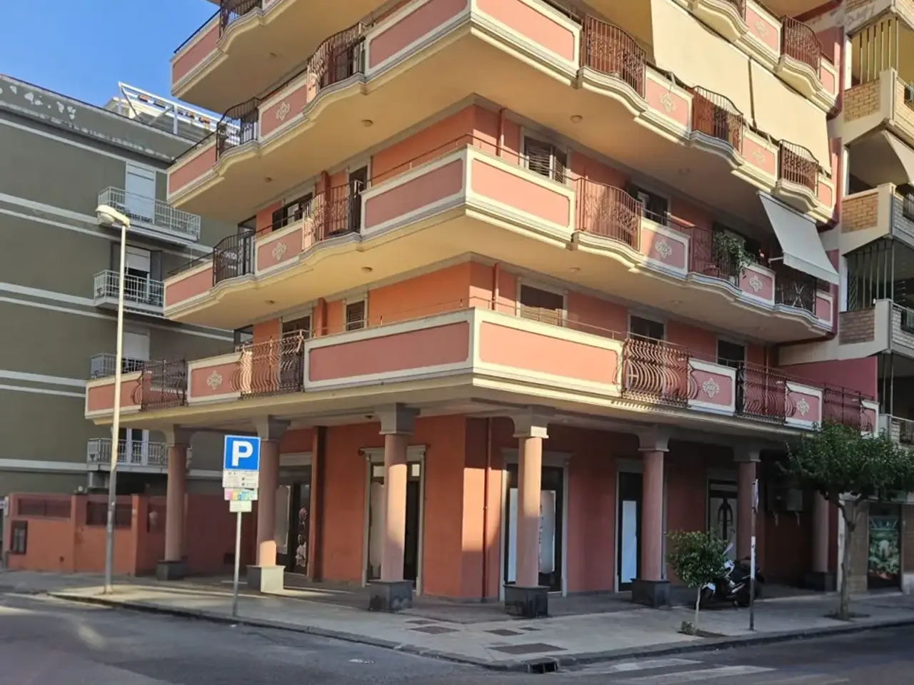 Negozio in Via Madonna del Lume  19, Milazzo, {3} - Foto 2