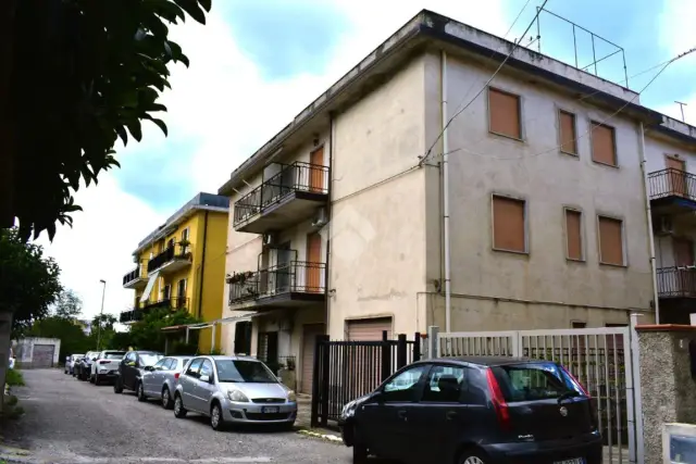 4-room flat in Traversa Via Sibari 8, Paola - Photo 1