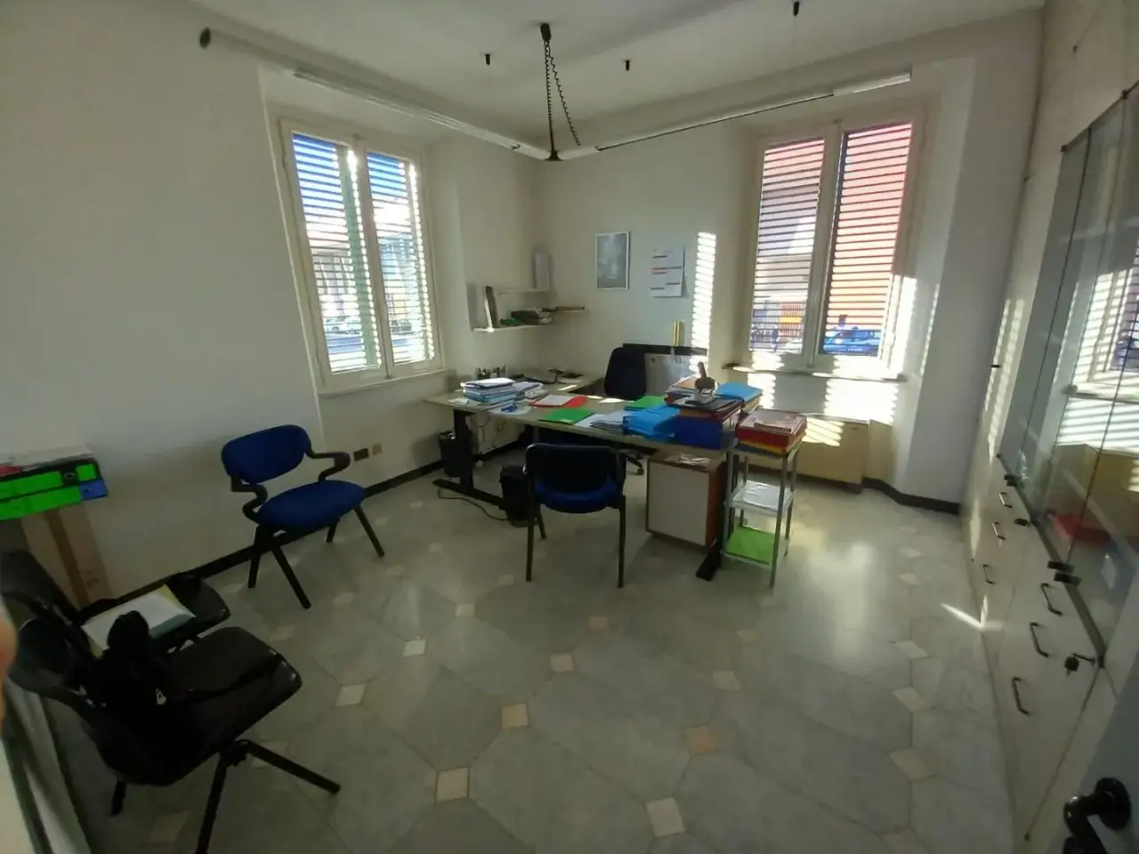 Ufficio in , Lucca, {3} - Foto 1