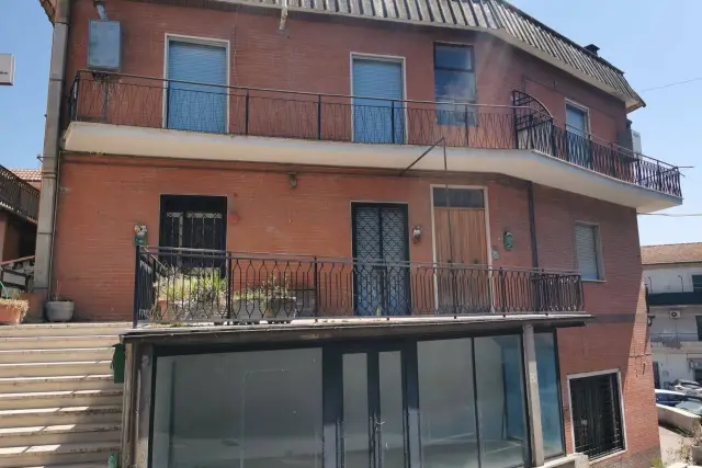 3-room flat in Via Romana 76, Mazzano Romano - Photo 1