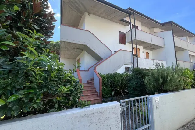 Terraced house in Viale Benvenuto Cellini, Ravenna - Photo 1