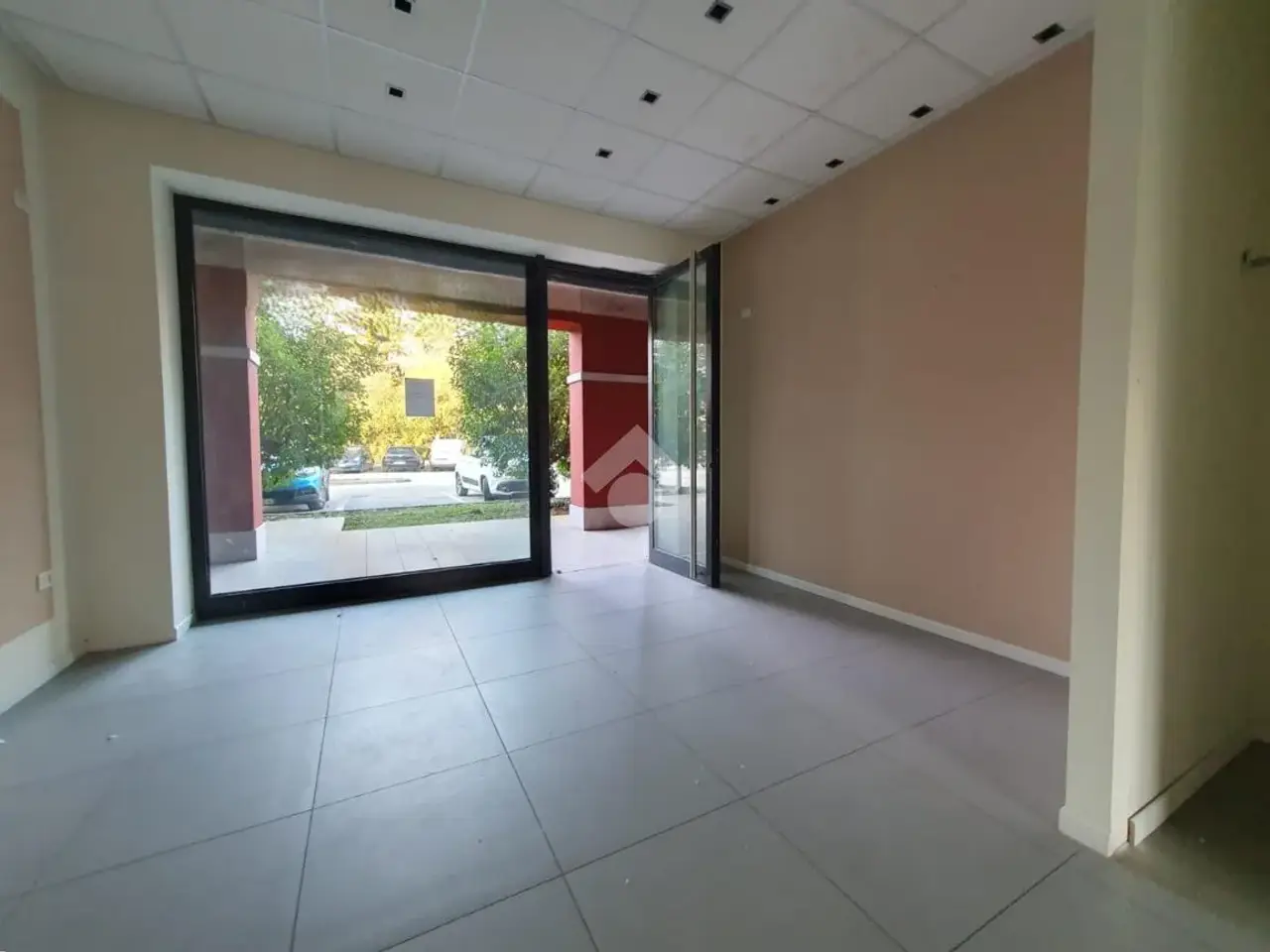 Negozio in Via Cellini 17, Noventa Padovana, {3} - Foto 1