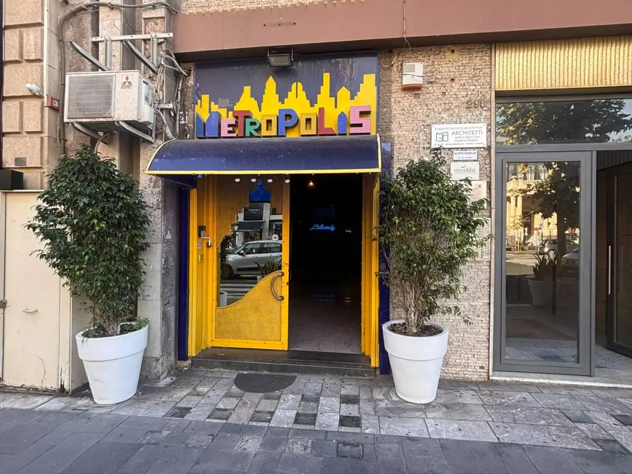 Negozio in Corso Italia 298/a, Catania, {3} - Foto 1