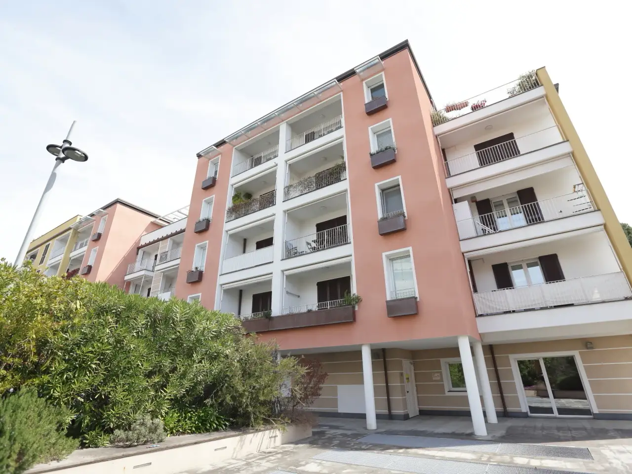 Parcheggio chiuso in Viale Giuseppe Mazzini 158, Sestri Levante, {3} - Foto 1