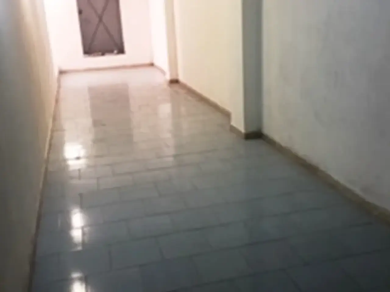 Deposito in Via Isonzo, Gergeri, Cosenza, Calabria, 87100, Italia, Cosenza, {3} - Foto 2