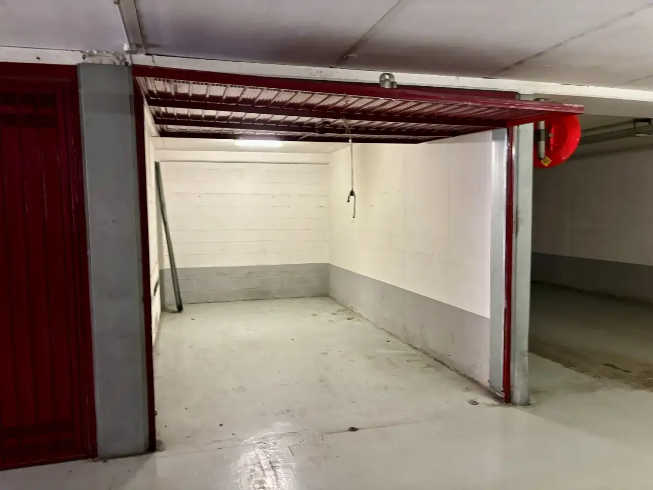 Parcheggio chiuso in Via Nino Ronco 29a, Genova, {3} - Foto 1
