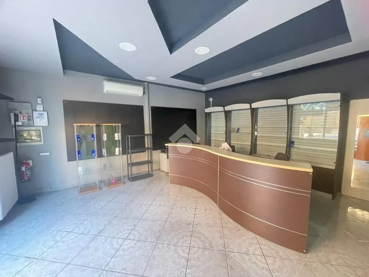 Negozio in Corso Fanti M. 48, Carpi, {3} - Foto 1