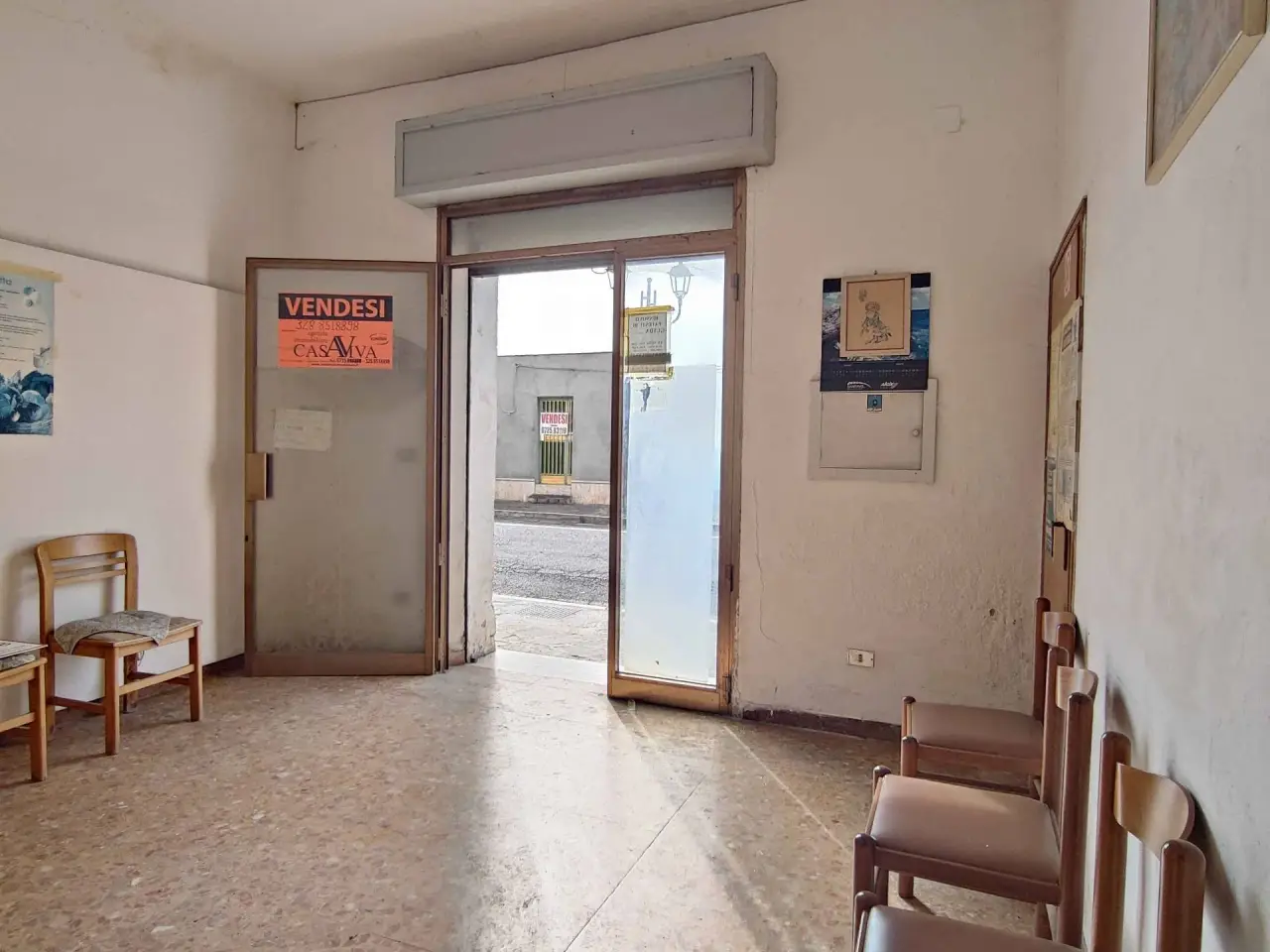Ufficio in Viale G. Leopardi 160, Acquaviva Picena, {3} - Foto 1