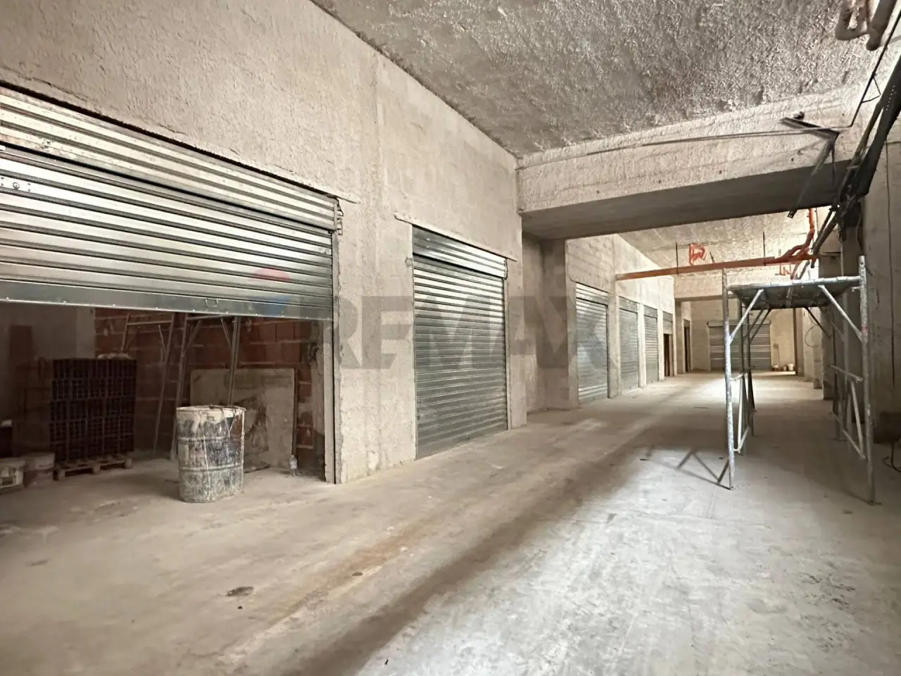Magazzino in Via Alcide De Gasperi 178, Villabate, {3} - Foto 2