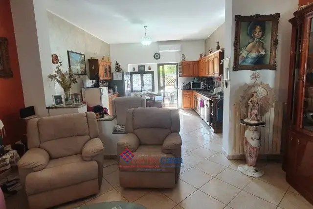 4-room flat in {3}, - Photo 1