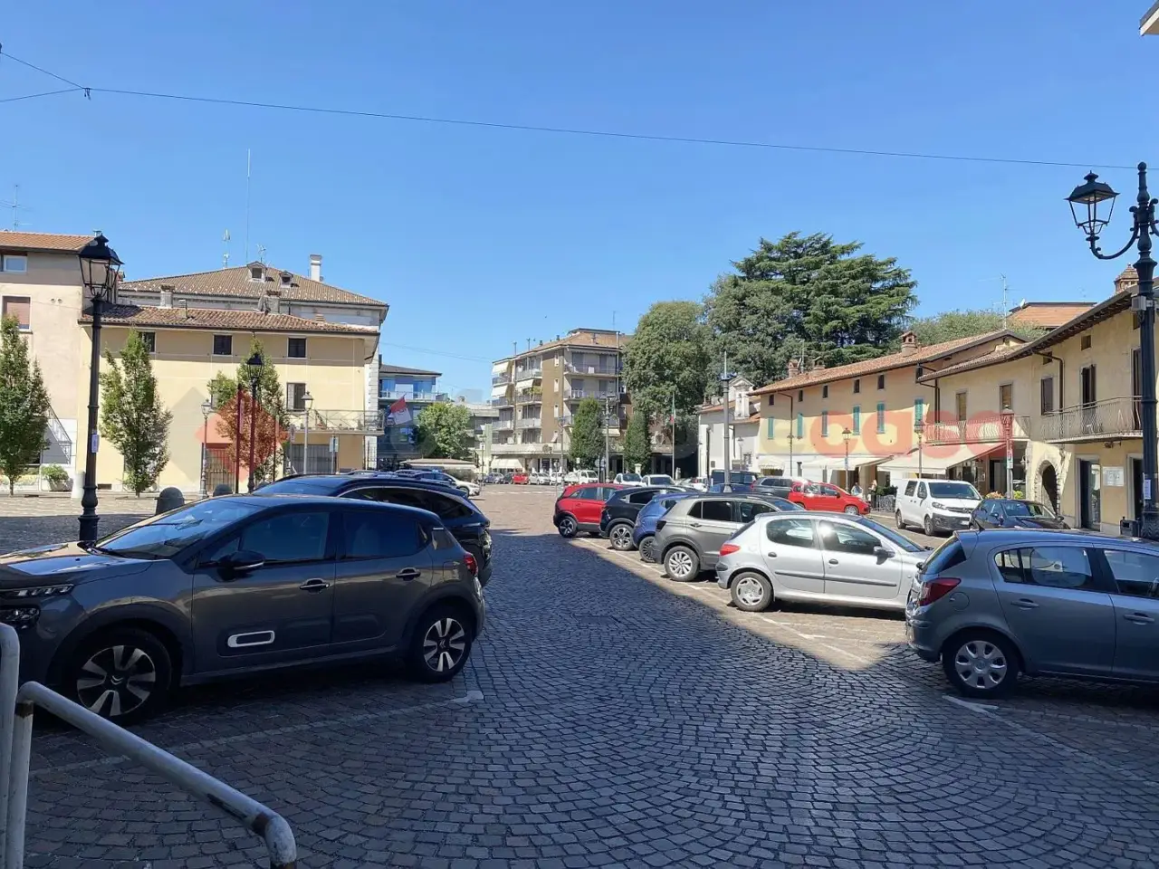 Ufficio in Via Piave, Osio Sotto, {3} - Foto 1