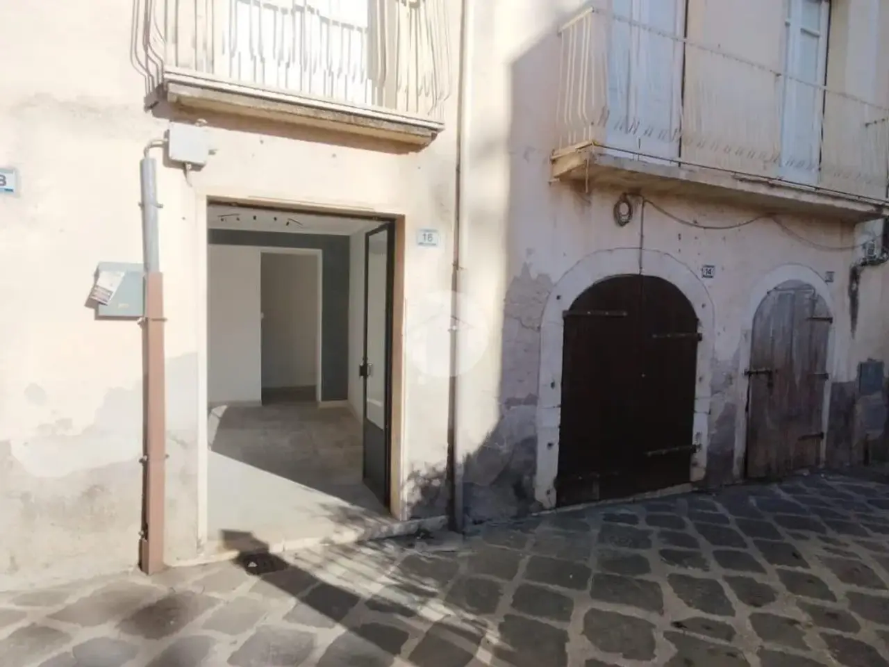 Negozio in Via Cervo 16, Cervaro, {3} - Foto 1