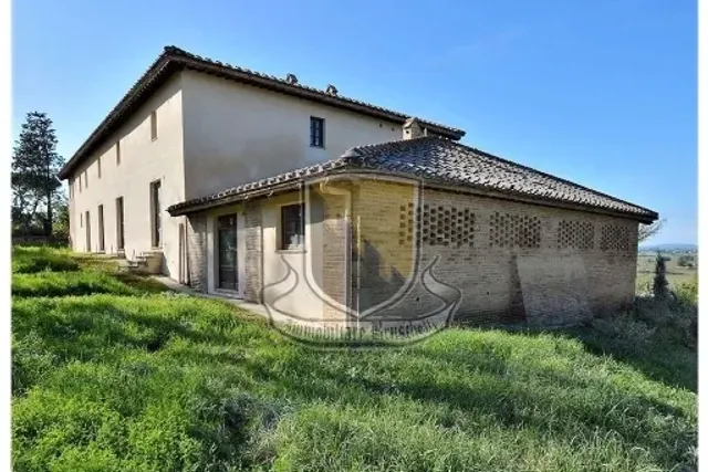 Attached house, Siena - Photo 1