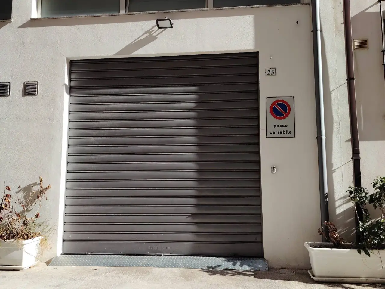 Magazzino in Via Maggiore Attilio Gasparro 23, Milazzo, {3} - Foto 1
