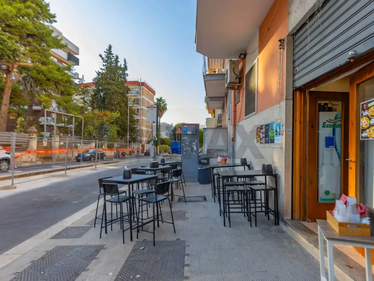 Esercizio commerciale in Via Fanelli 206/40, Bari, {3} - Foto 1