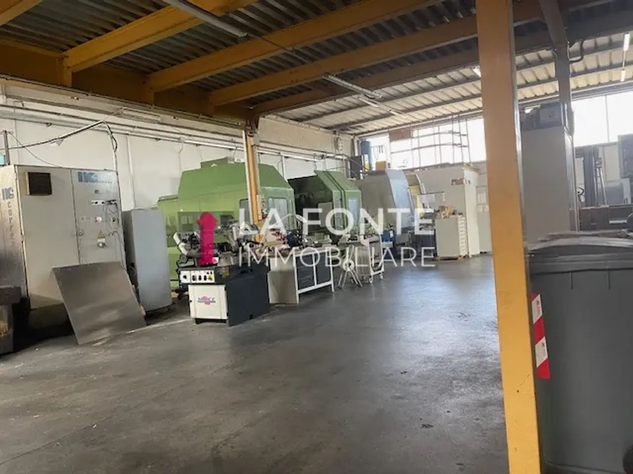 Capannone in Via Industria, Santa Maria Di Sala, {3} - Foto 1