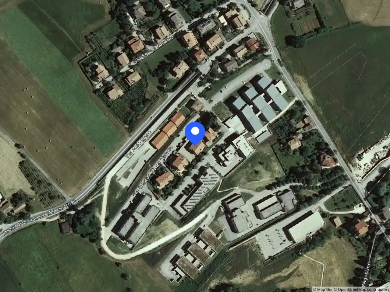 Magazzino in Via Gentile III da Varano 10 10, Camerino, {3} - Foto 1