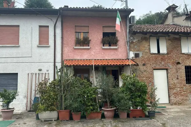 Einfamilienhaus in Via De Massari, Chignolo Po - Foto 1