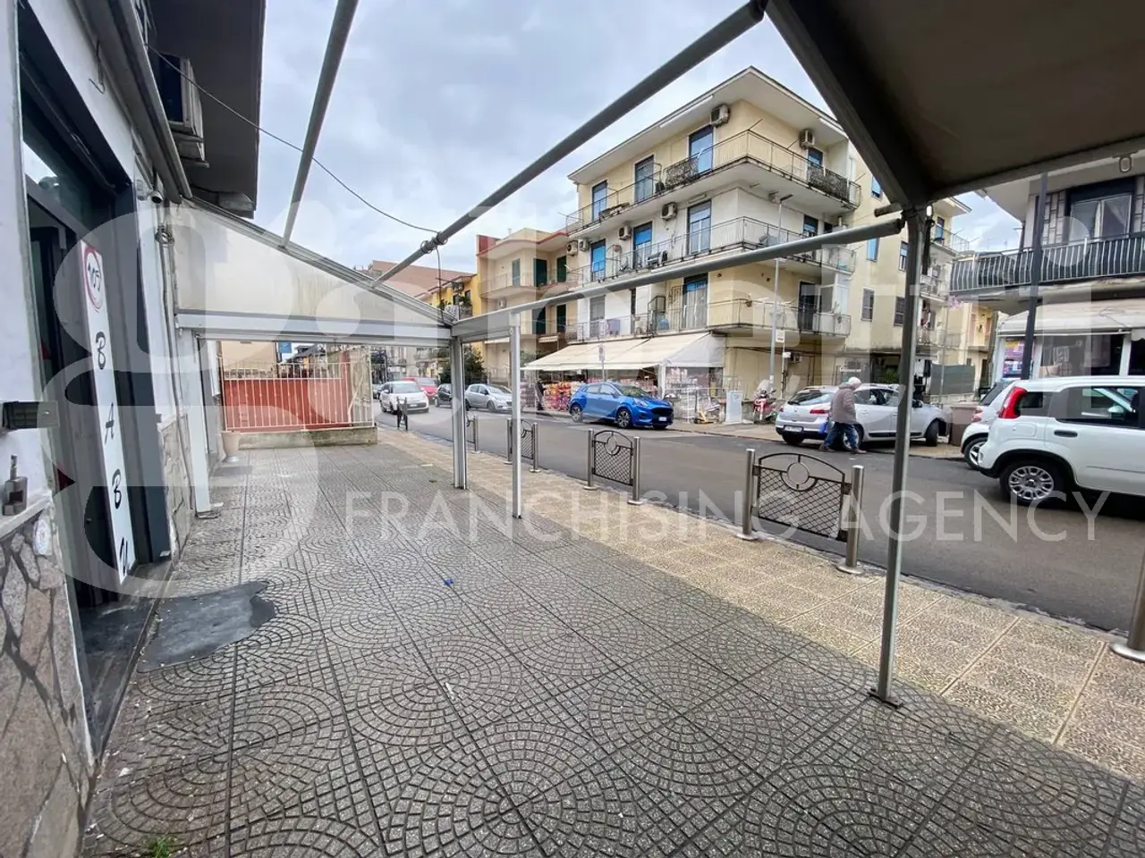 Negozio in Via Napoli 150, Mugnano Di Napoli, {3} - Foto 1