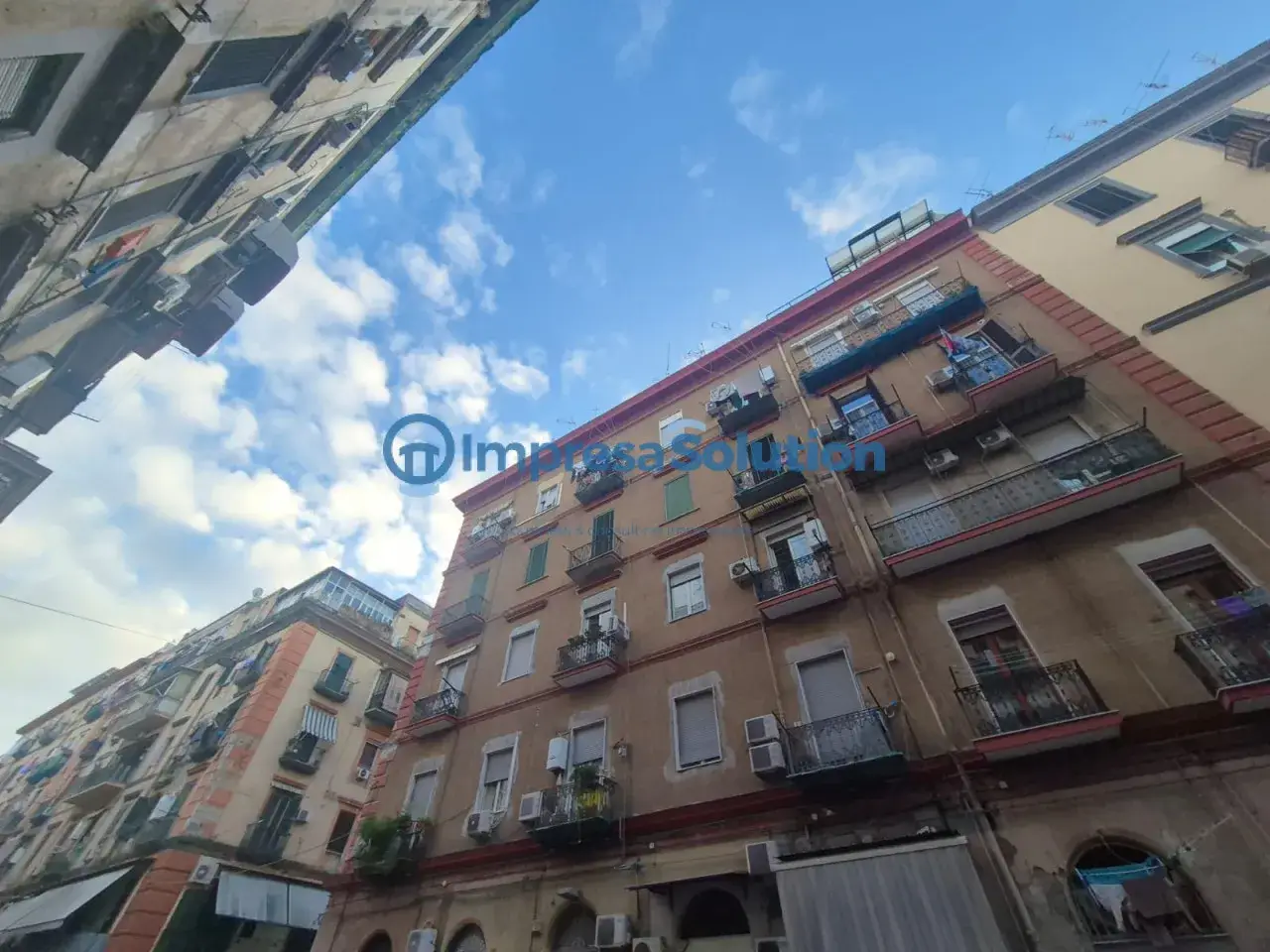 Magazzino in Via Pavia, Napoli, {3} - Foto 1