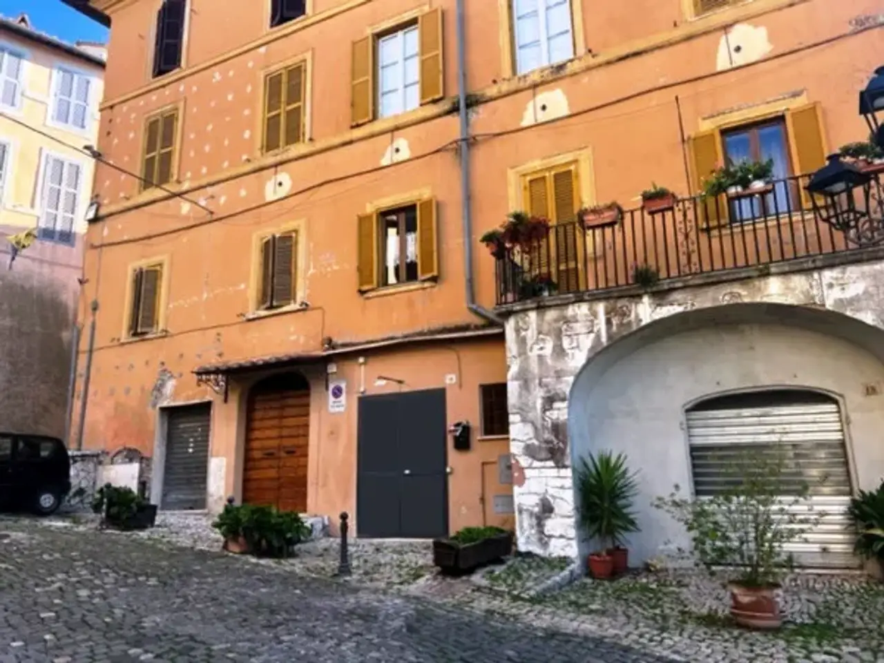 Negozio in Piazza Giuseppe Garibaldi 14, Castel Madama, {3} - Foto 2