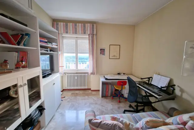 3-room flat in Via Alessandro Volta, Appiano Gentile - Photo 1