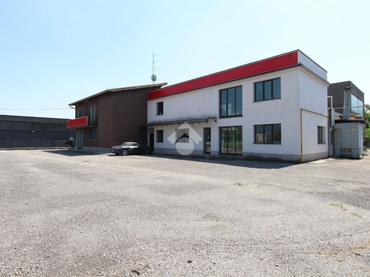 Capannone in Via Tonale 30, Albano Sant'Alessandro, {3} - Foto 1