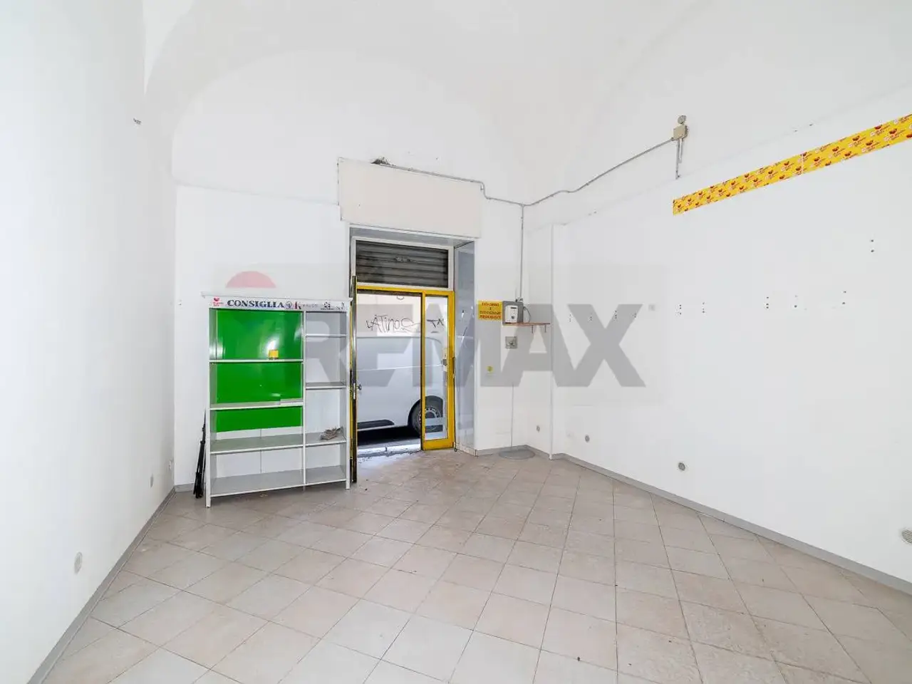 Negozio in Via Carlo Forlanini 169, Catania, {3} - Foto 2