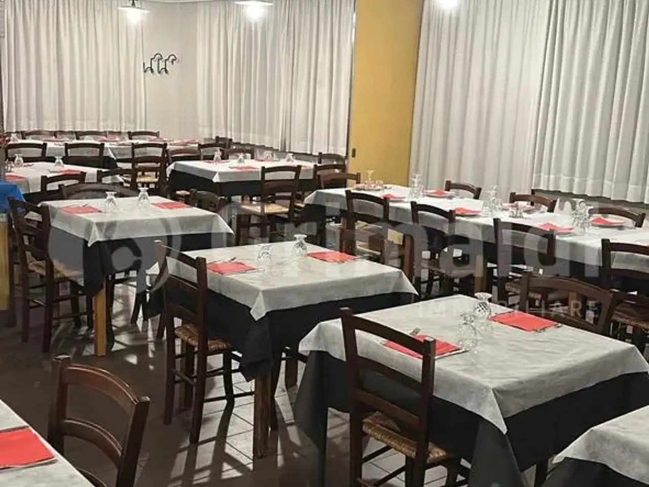 Ristorante in Via Ferdinando Manzotti 22, Correggio, {3} - Foto 2