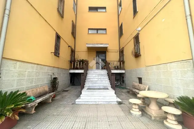 3-room flat in Via Ugo Spirito 30, Cosenza - Photo 1