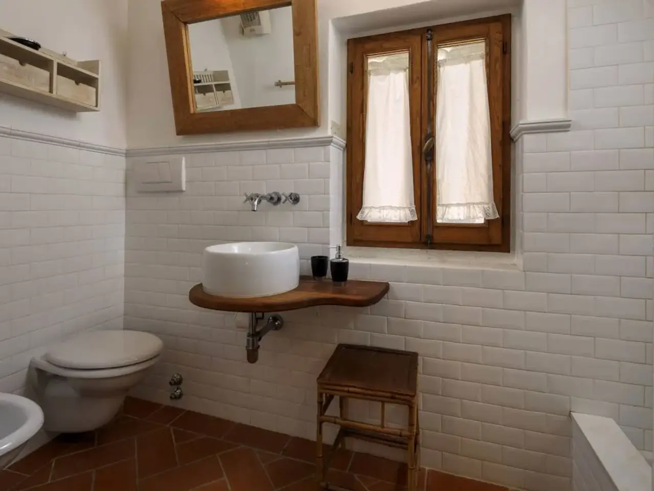 Palazzina commerciale in Frazione Penna  Snc, Terranuova Bracciolini, {3} - Foto 2