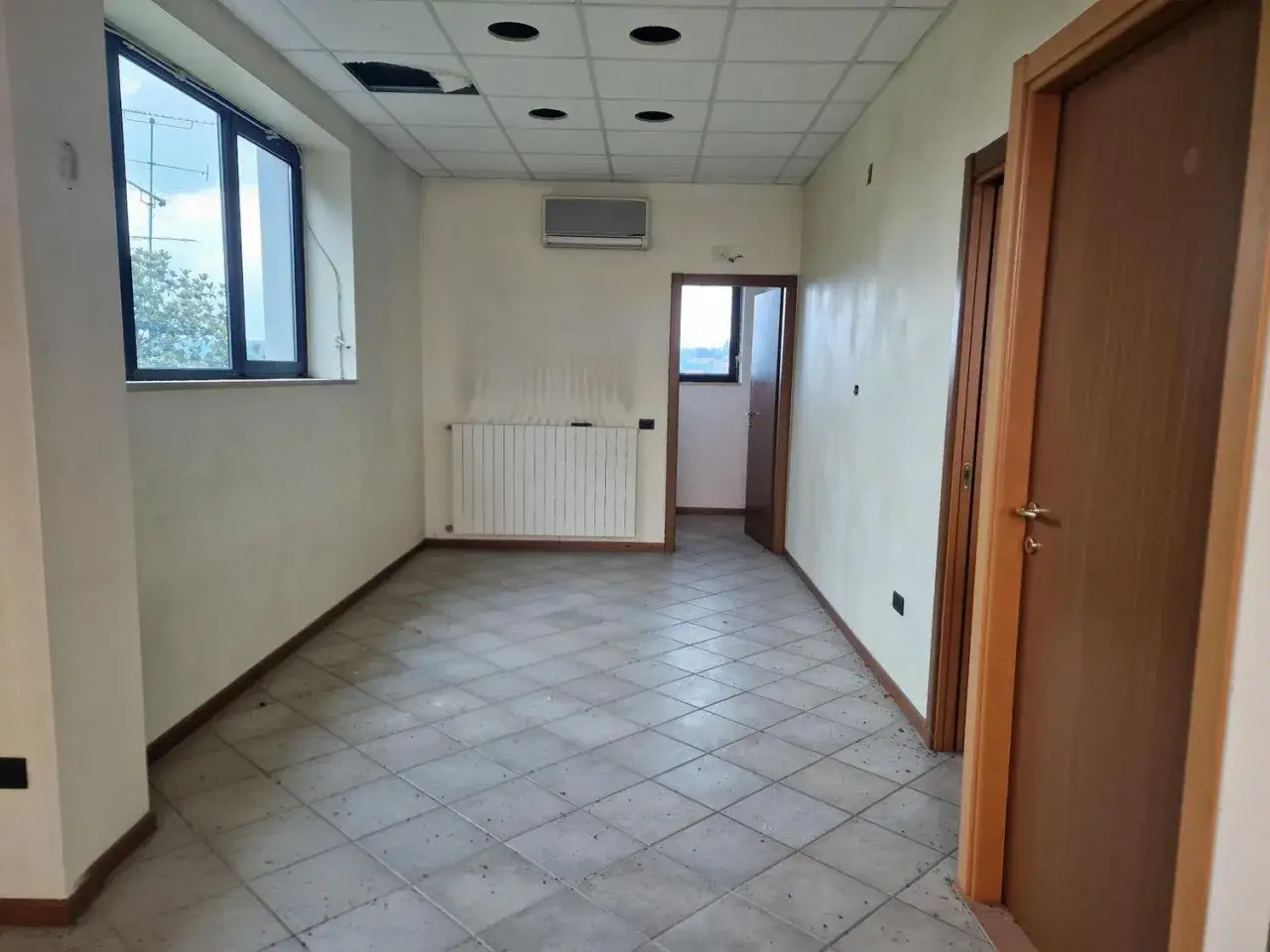 Ufficio in Via Pellico Silvio, 7, 21048 Solbiate Arno Va, Italia, Solbiate Arno, {3} - Foto 2