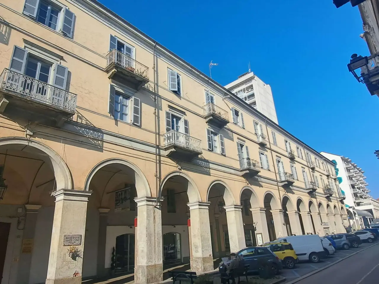 Ufficio in Via Buniva  66, Pinerolo, {3} - Foto 1