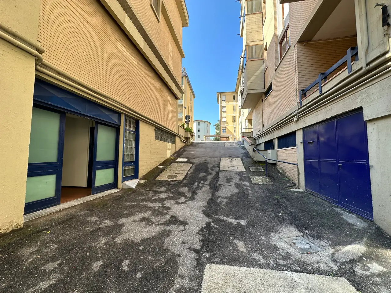Magazzino in Via Lorenzo Viani, Firenze, {3} - Foto 1