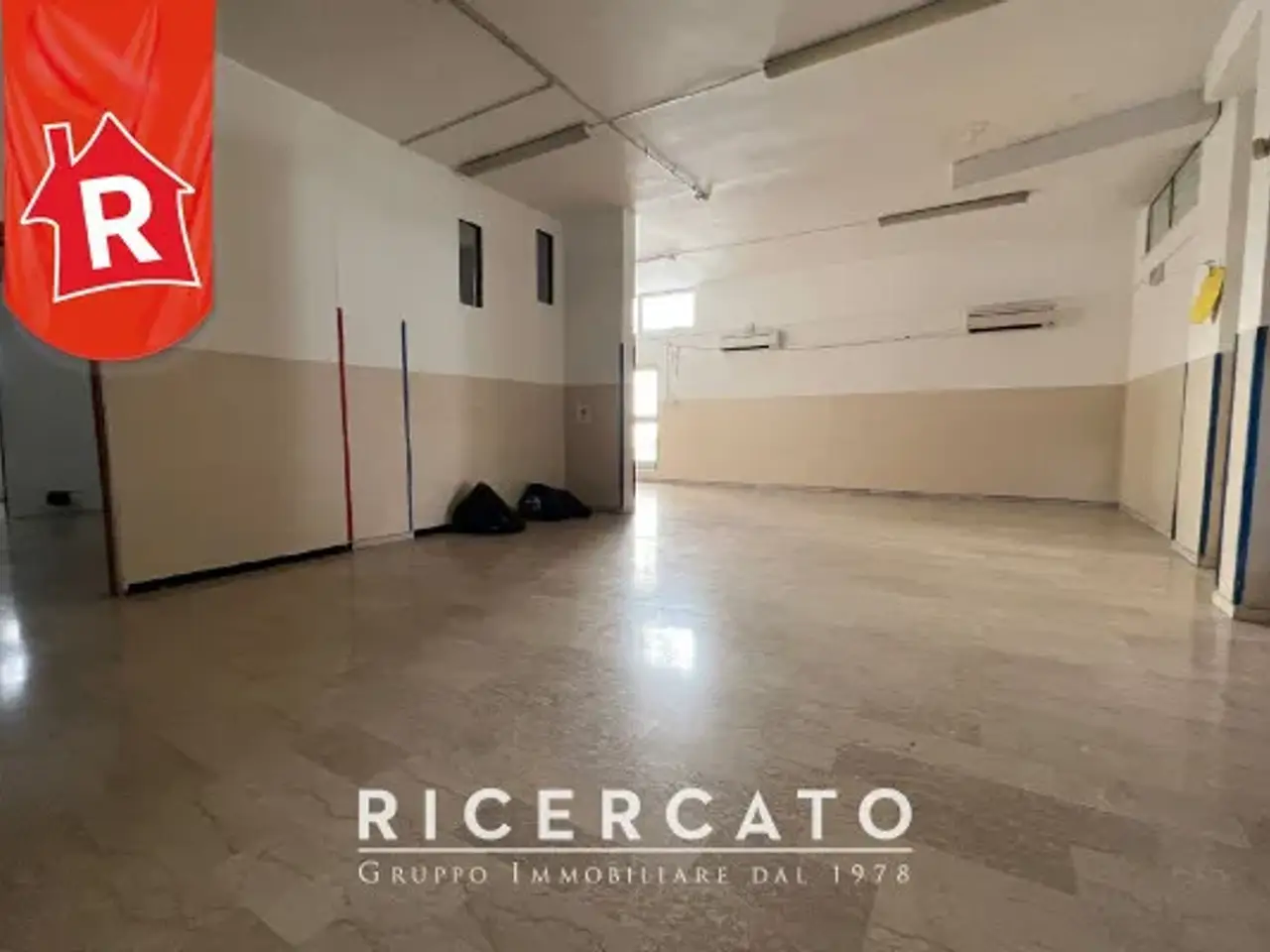 Negozio in Via Dittatore Silla 14-16-18, Brindisi, {3} - Foto 2