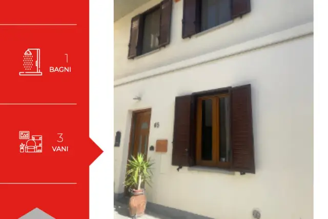 Detached house in Via del Leone, Prato - Photo 1