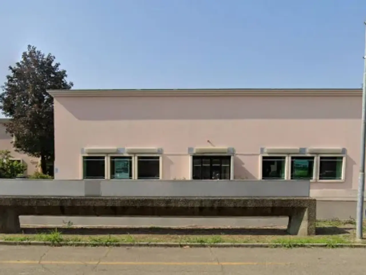 Negozio in Viale delle Rimembranze 42, Nonantola, {3} - Foto 1
