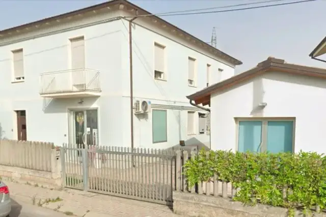 Mansion in Via Tirino 310, Pescara - Photo 1