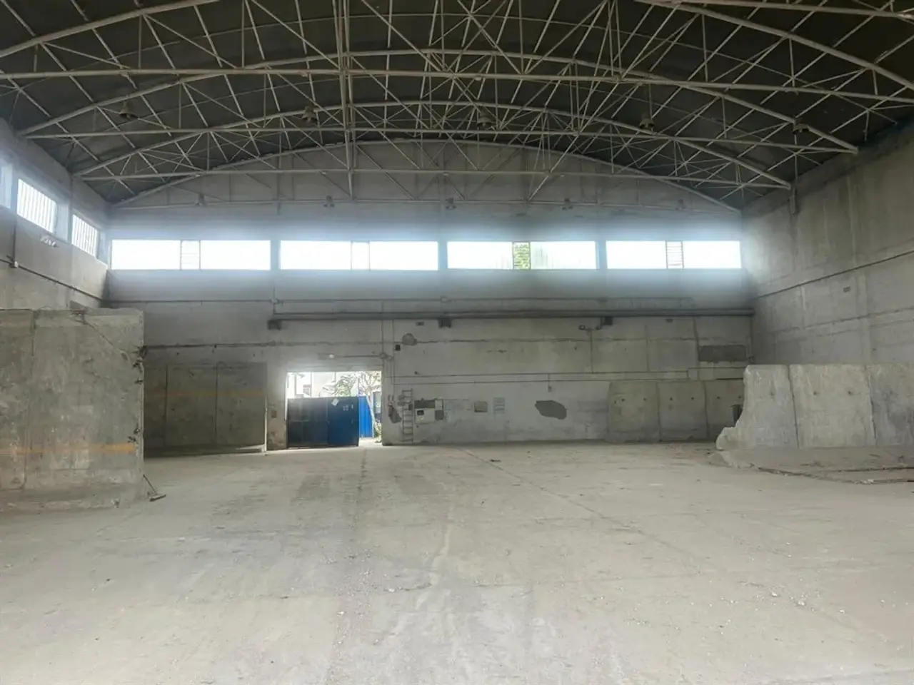 Capannone in , Milano, {3} - Foto 1