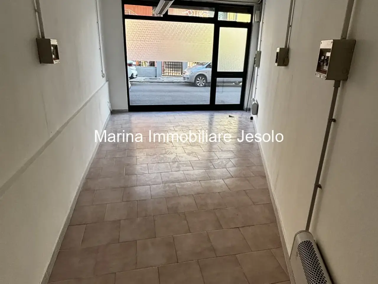 Negozio in Via Gaetano Costantini, Vicenza, {3} - Foto 1
