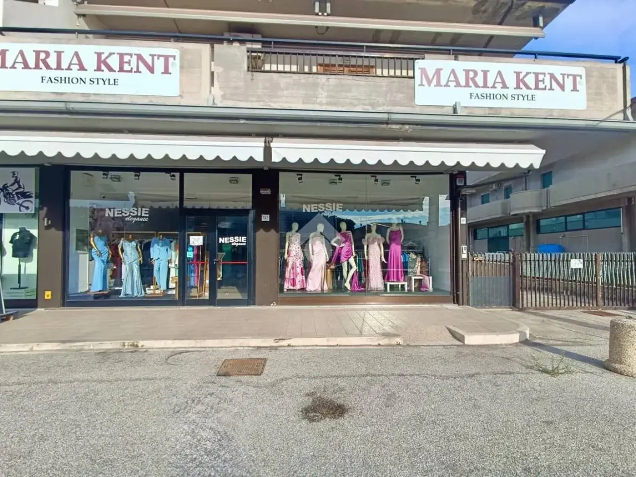 Negozio in Via Nazionale 141, Tortoreto, {3} - Foto 2