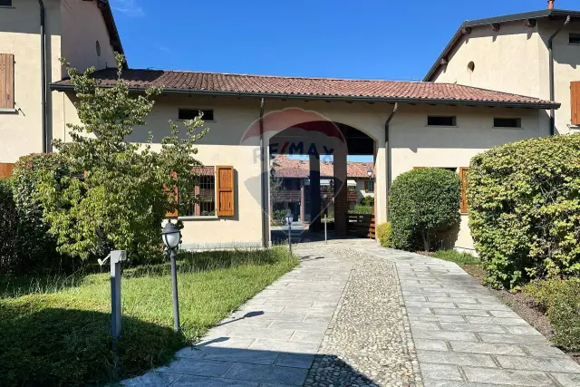 4-room flat in Via Cascina Castellazo 1, Vimercate - Photo 1