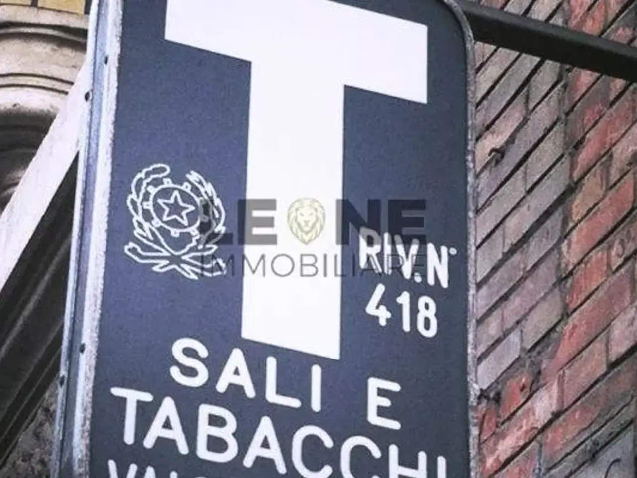 Negozio in , Modena, {3} - Foto 1
